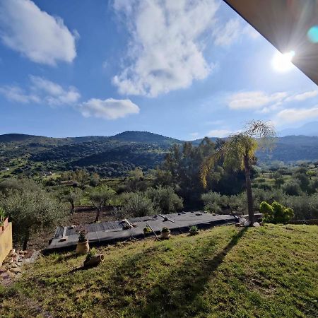 Villa Casa Pizzido Near Cefalu Collesano Exterior foto