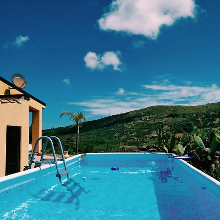 Villa Casa Pizzido Near Cefalu Collesano Exterior foto